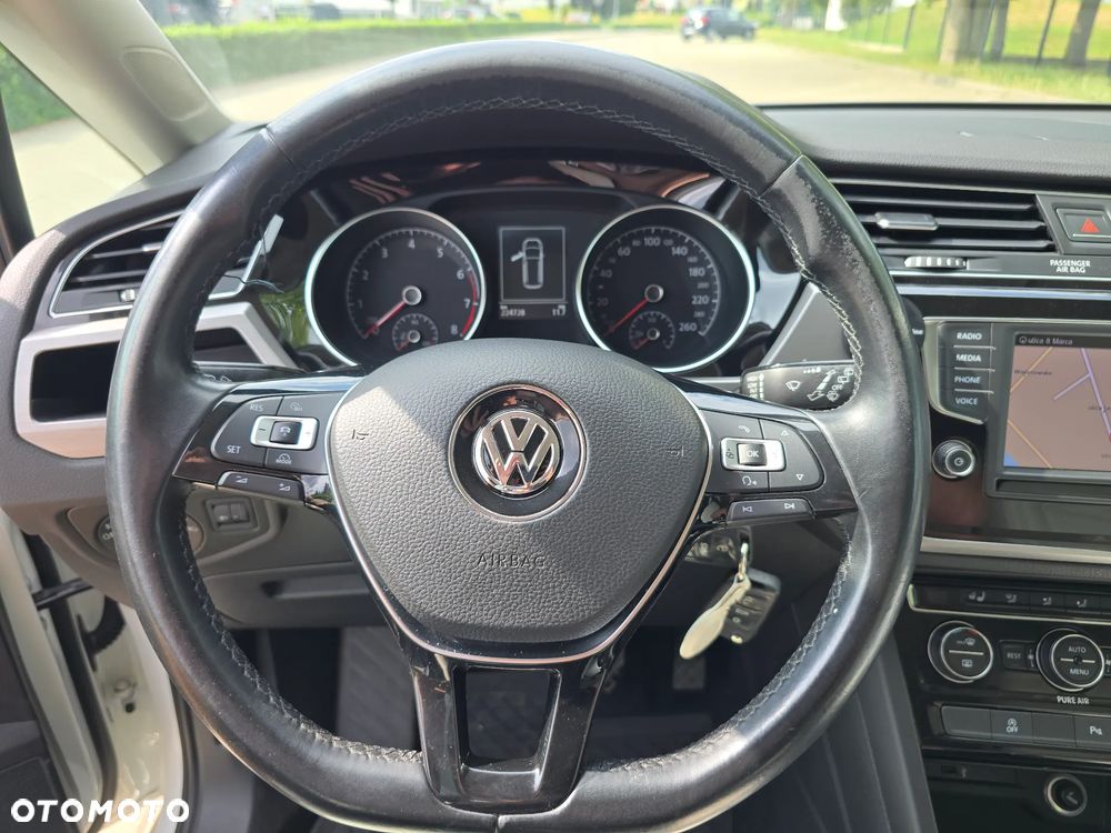 Volkswagen Touran 1.4 TSI BMT Highline DSG - 19