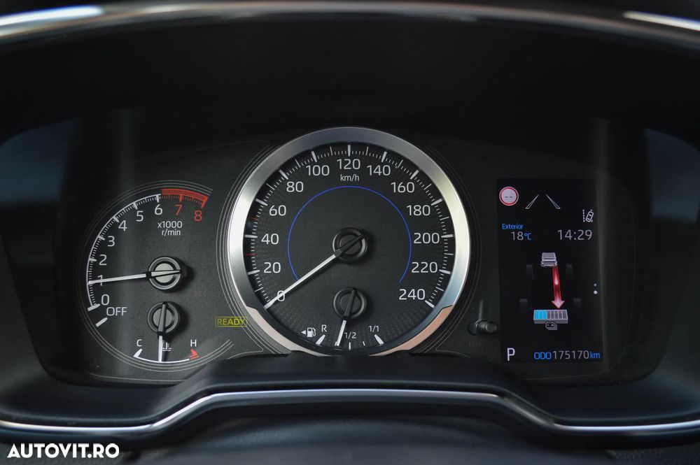Toyota Corolla 2.0 Business Edition - 22