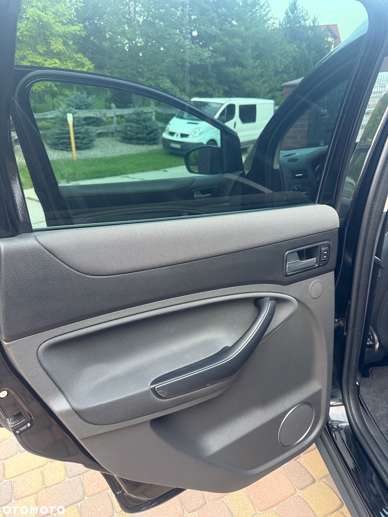 Ford Kuga - 31