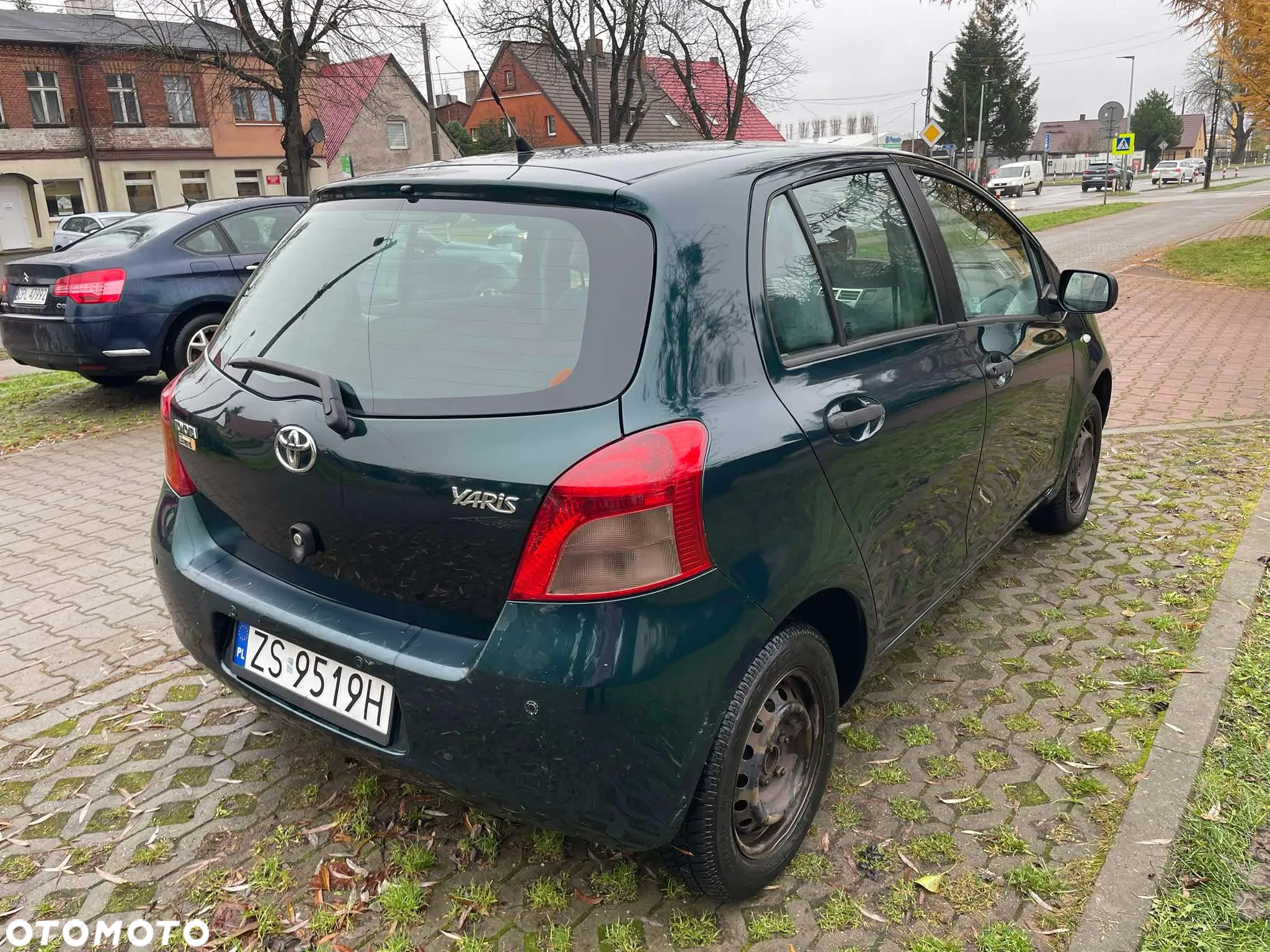 Toyota Yaris - 7