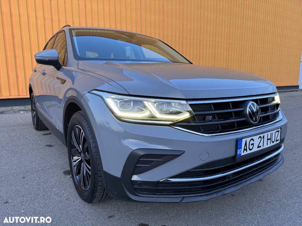 Volkswagen Tiguan 2.0 TDI SCR DSG R-Line - 13