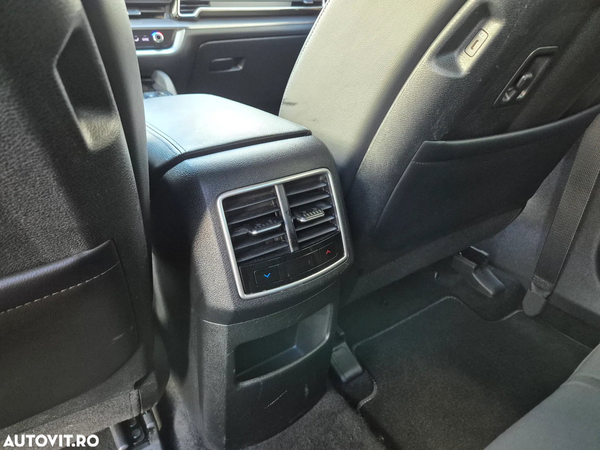 Kia Sportage 1.6 T-GDI HEV 6AT 4x2 Style - 24