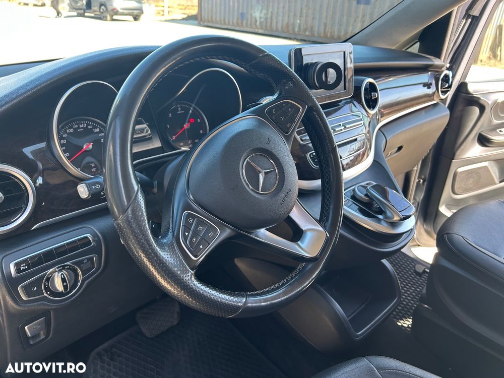 Mercedes-Benz V Class 220 - 10