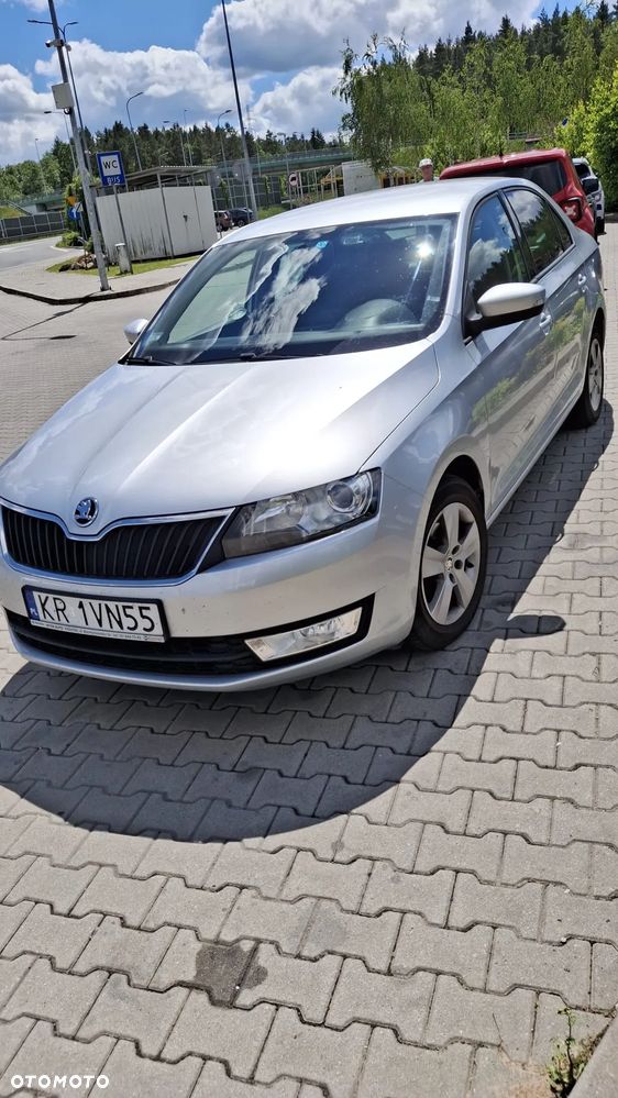 Skoda RAPID 1.2 TSI Ambition - 2