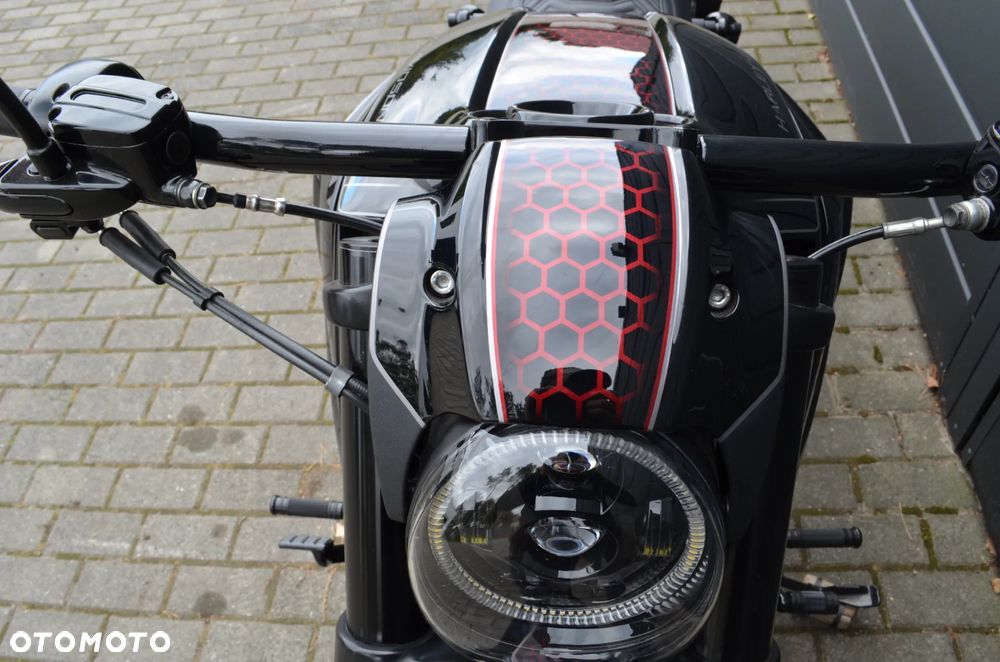 Harley-Davidson V-Rod Night Rod - 8