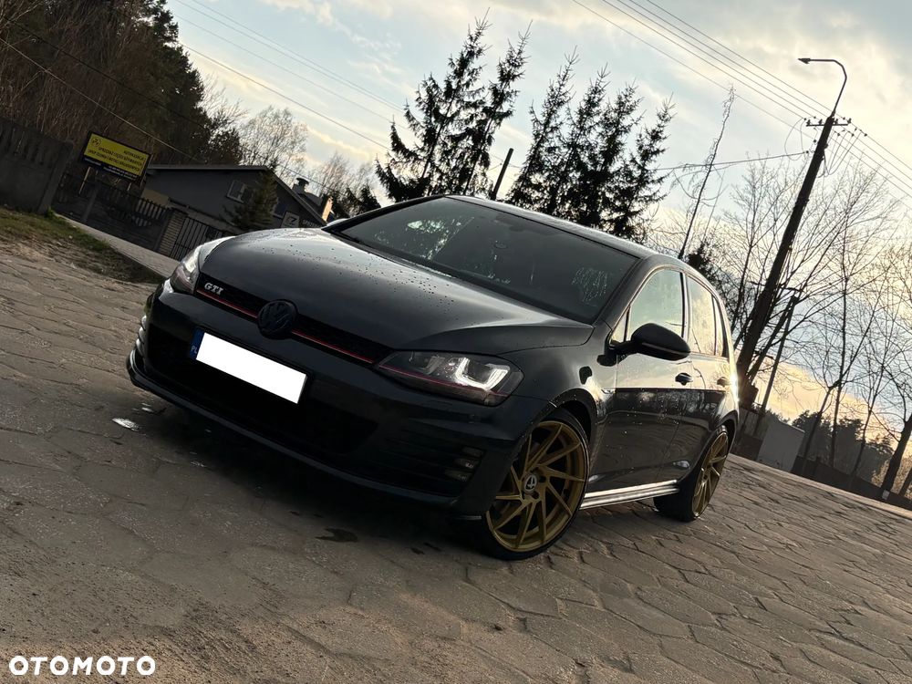 Volkswagen Golf 2.0 TSI BMT GTI - 3
