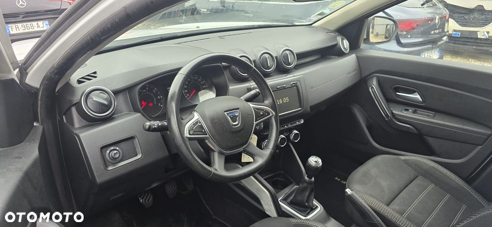 Dacia Duster Blue dCi 115 4WD Deal - 18