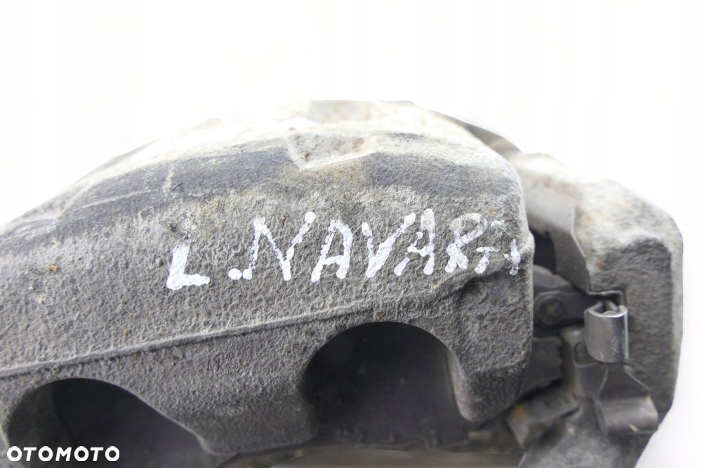 Zacisk Hamulcowy Lewy Przód NISSAN NAVARA 2.5 DCI 15r - 4