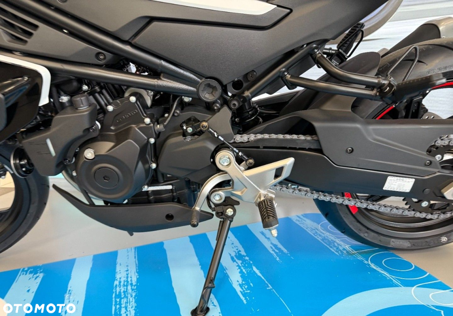 CFMoto NK - 5