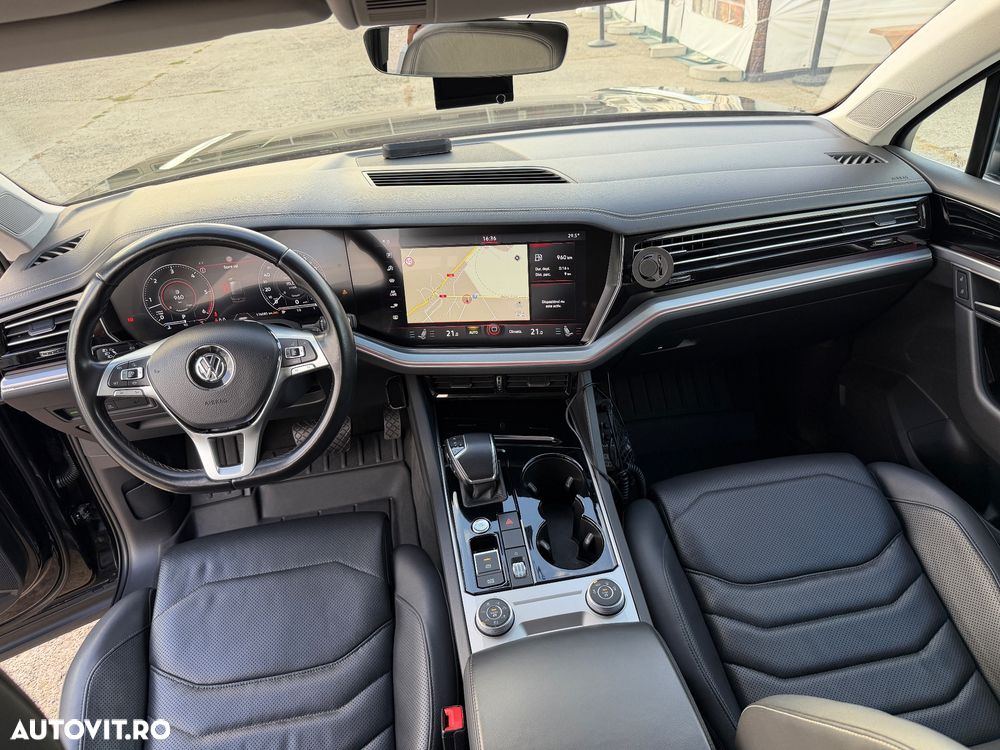 Volkswagen Touareg - 7