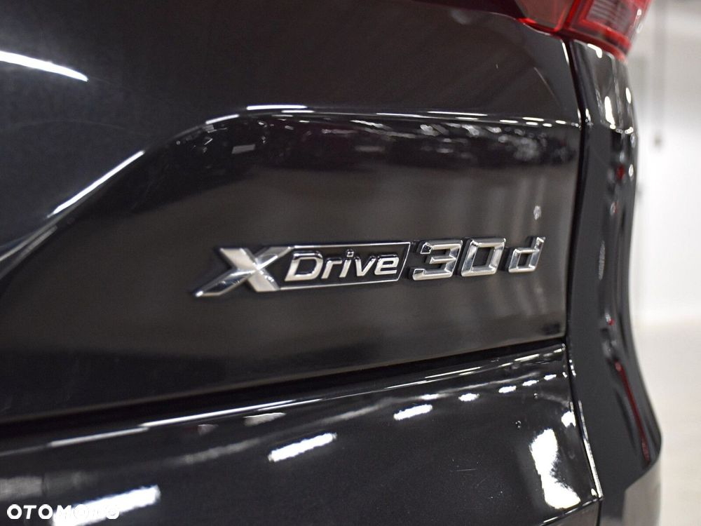 BMW X5 xDrive30d mHEV - 28