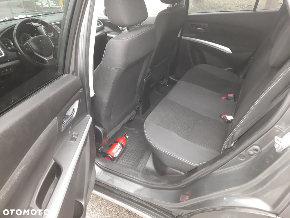 Suzuki SX4 S-Cross 1.0 T Premium 4WD - 16