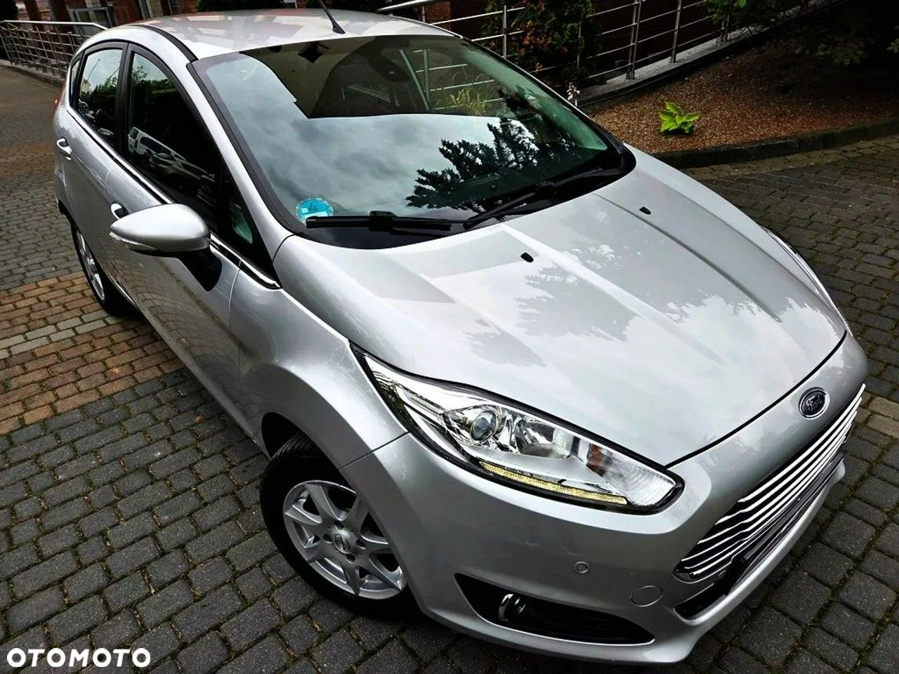 Ford Fiesta 1.0 EcoBoost Titanium - 25