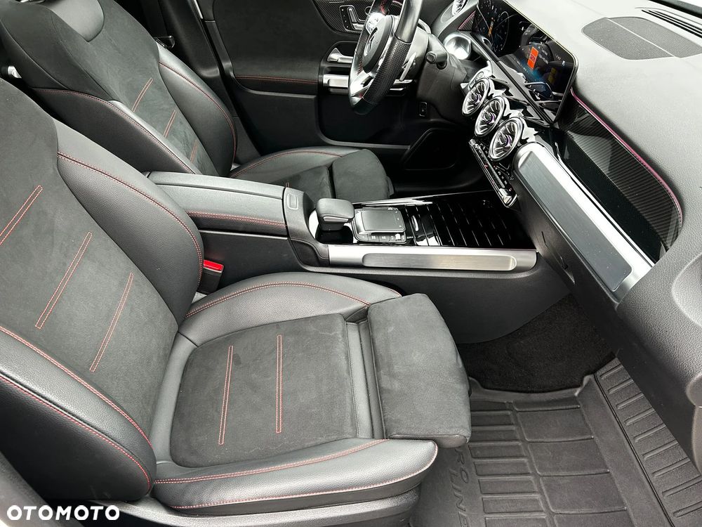 Mercedes-Benz GLB 250 4-Matic AMG Line 8G-DCT - 15