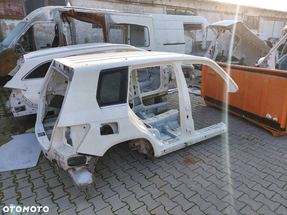 MERCEDES GLK X204 ĆWIARTKA TYŁ DACH WANNA - 2