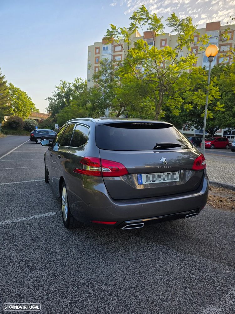 Peugeot 308 SW BlueHDi 120 EAT6 Stop & Start Business-Line — fotografia 23
