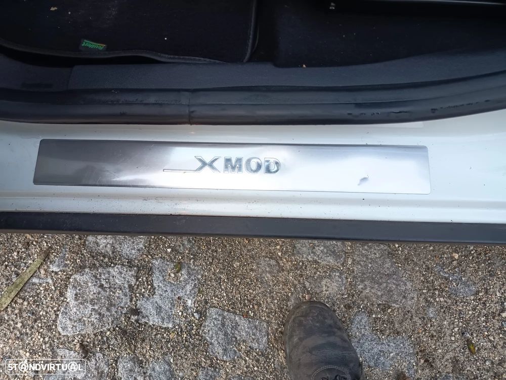 Renault Scénic dCi 110 Xmod Paris - 17