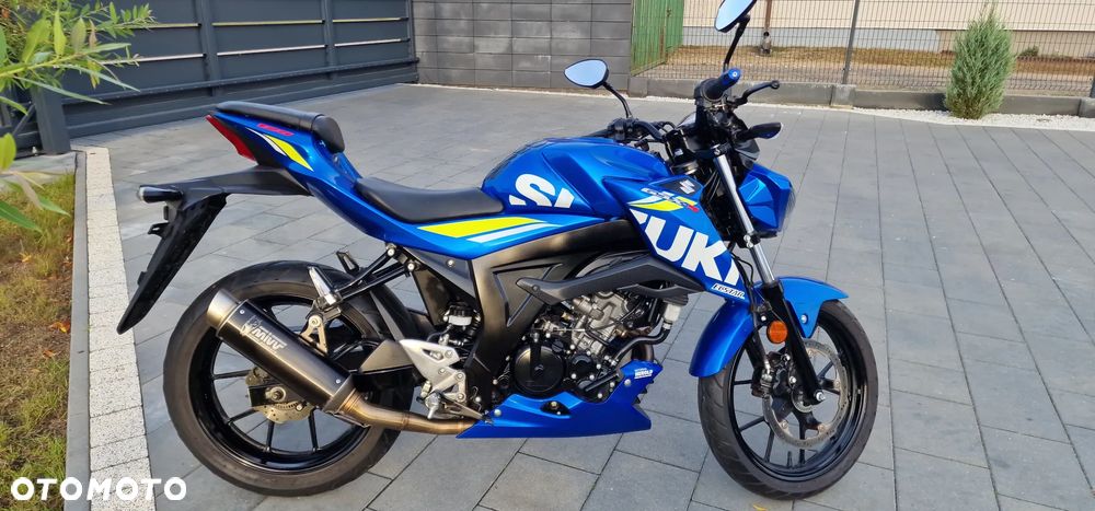 Suzuki GSX - 4