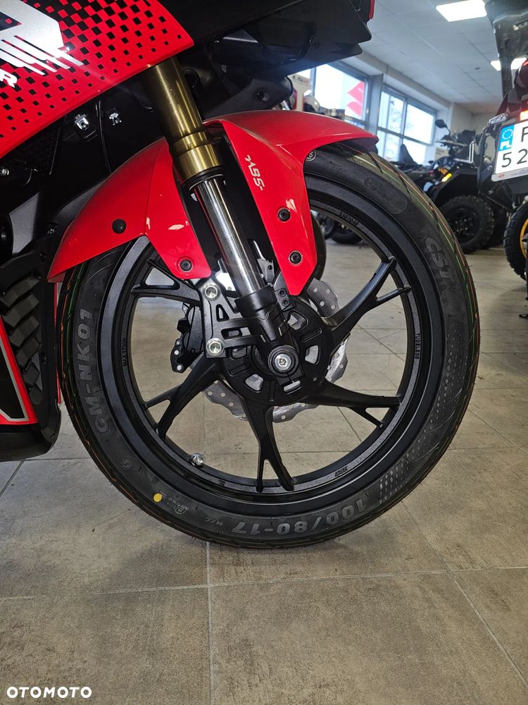 QJMOTOR SRK 125R - 5