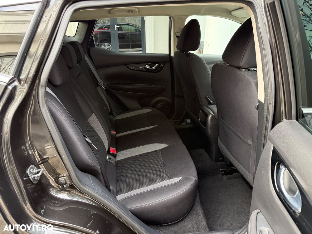 Nissan Qashqai - 12