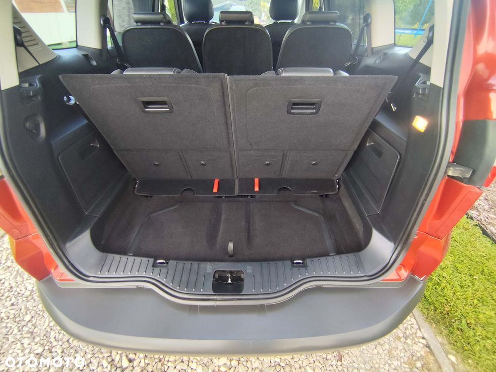 Ford S-Max - 15