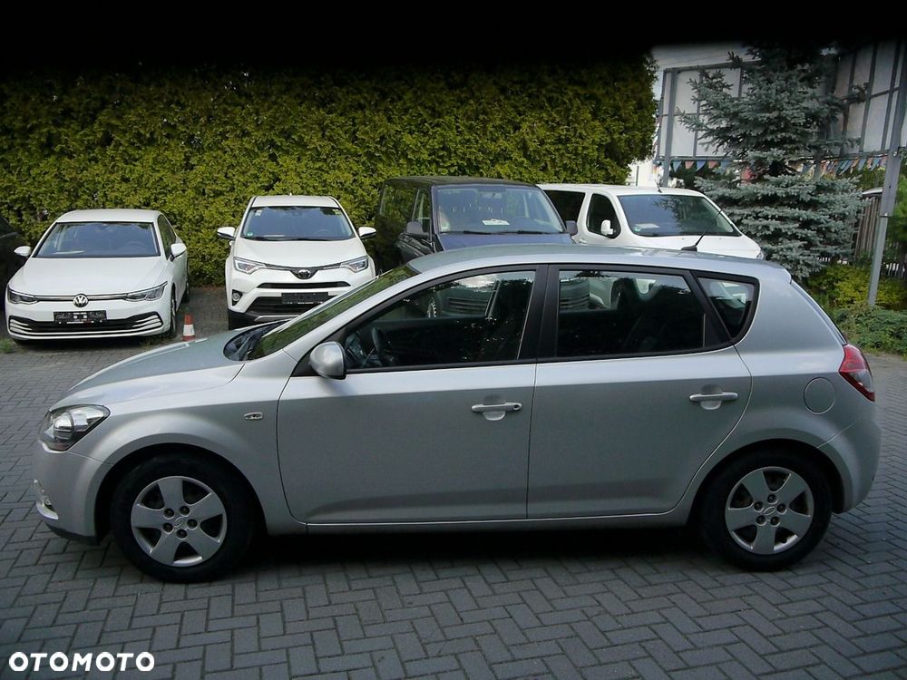 Kia Ceed 1.4 Comfort - 12