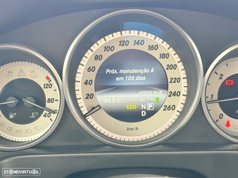 Mercedes-Benz E 250 BlueTEC Avantgarde Auto. - 21