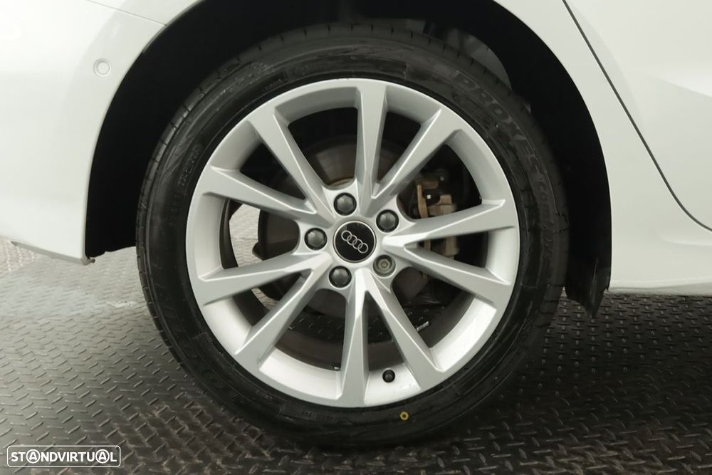 Audi A3 Sportback 40 TFSIe Advanced - 6
