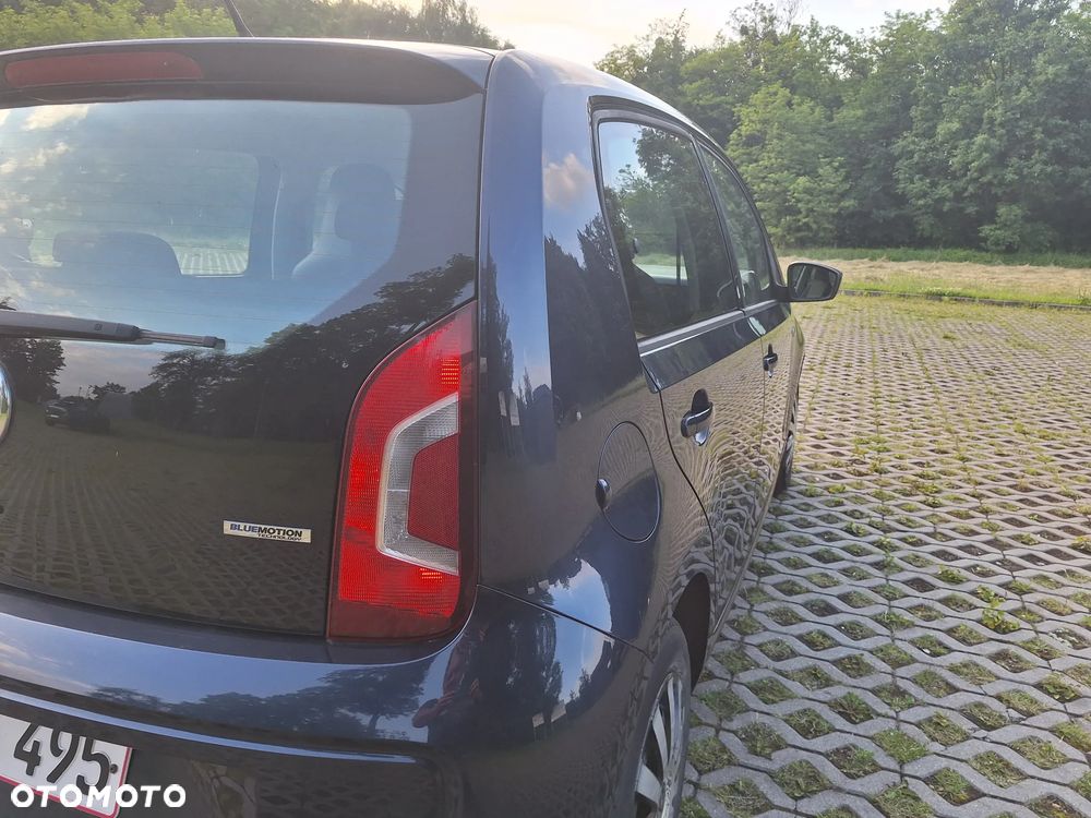 Volkswagen up! United - 19