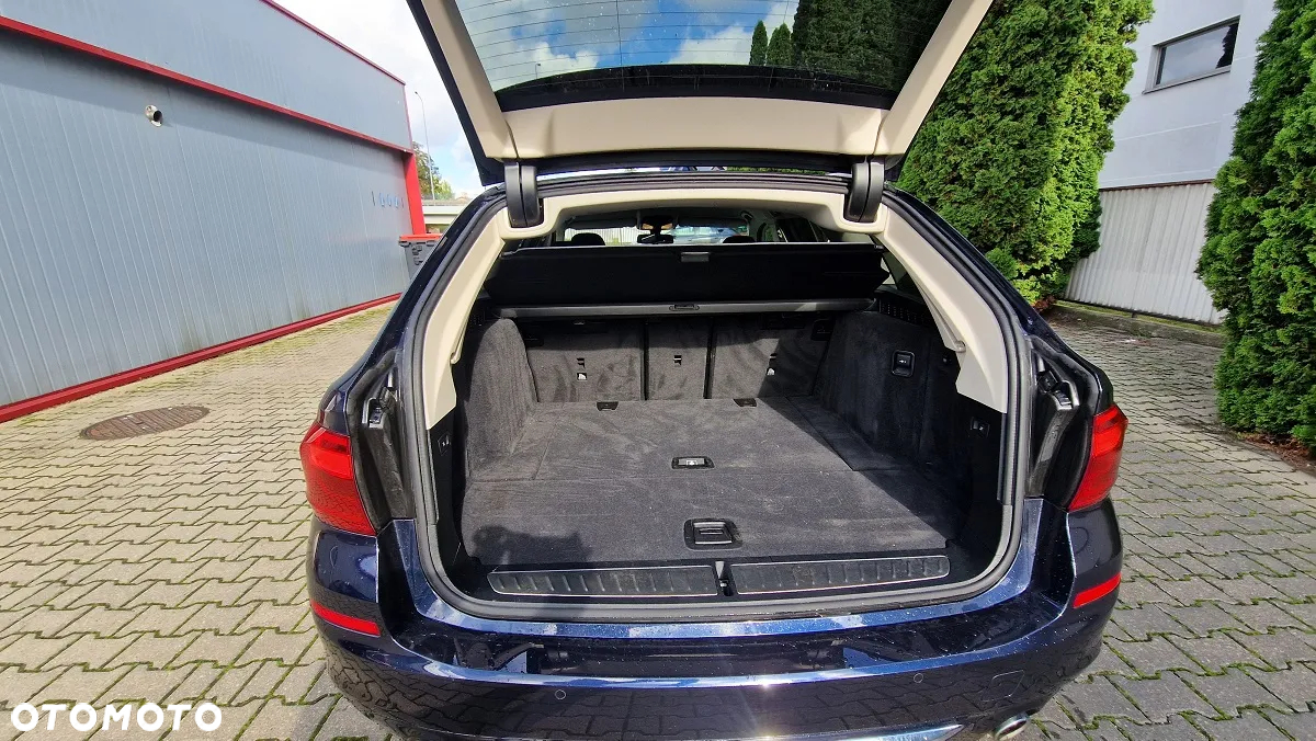 BMW Seria 5 520d xDrive Luxury Line sport - 20
