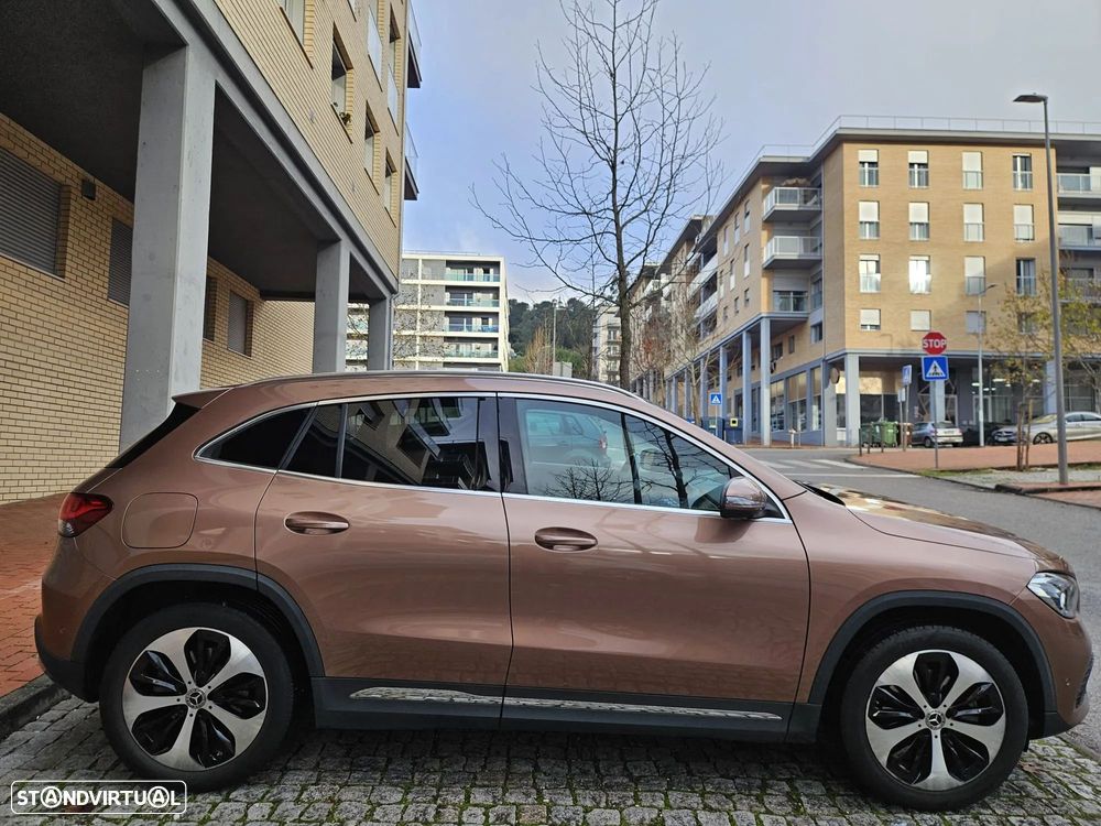 Mercedes-Benz GLA 250 - 4