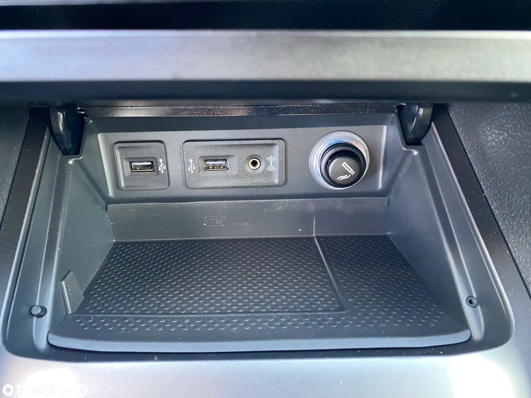 Volkswagen Golf Sportsvan - 29