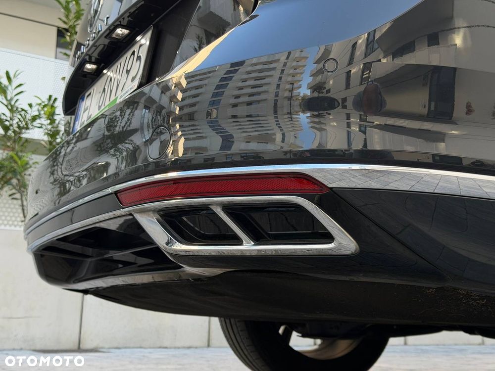 Volkswagen Passat - 8