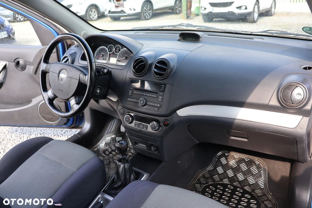 Chevrolet Aveo 1.4 16V LS - 10