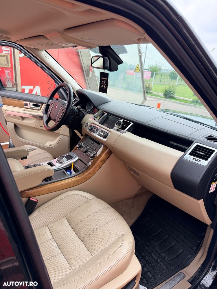 Land Rover Range Rover Sport 3.0 SDV6 HSE - 9