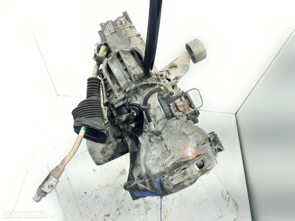 CAIXA VELOCIDADES VOLKSWAGEN PASSAT 1997 - 4