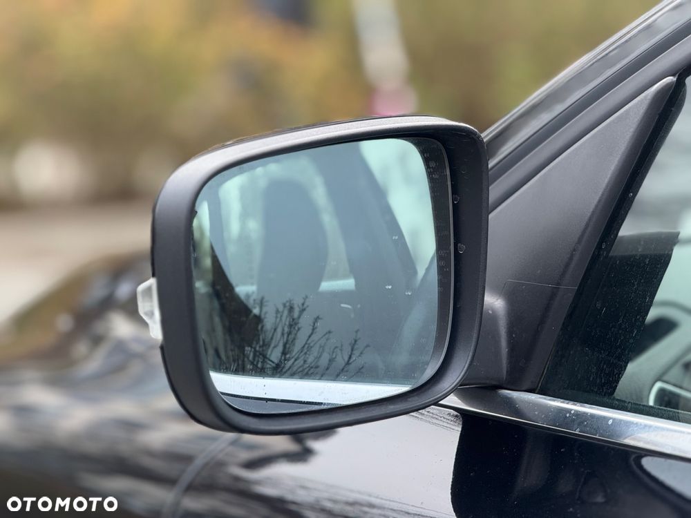 Volvo XC 60 D3 Geartronic Momentum - 22