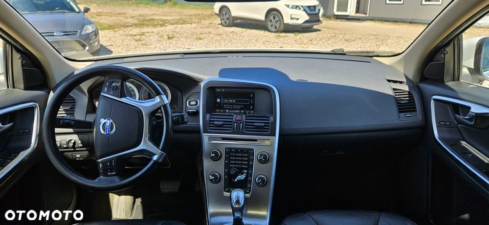 Volvo XC 60 D5 AWD Summum - 40