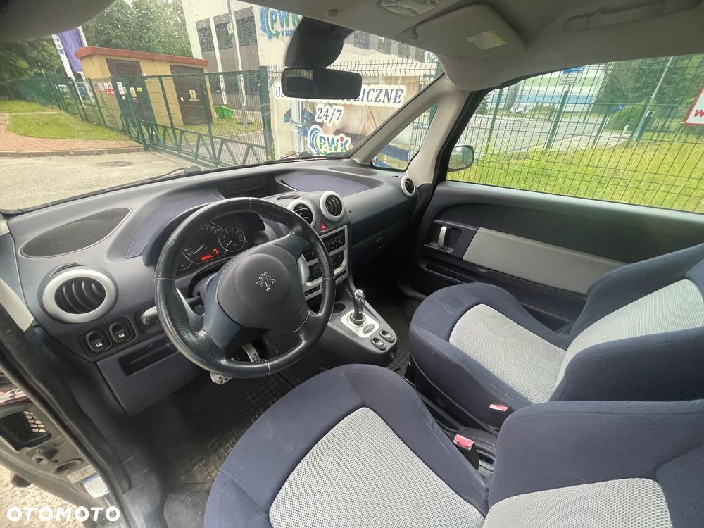 Peugeot 1007 1.6 Trendy 2-Tronic - 10