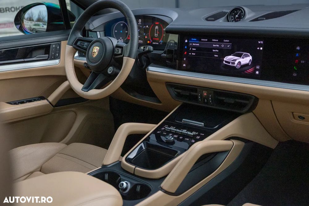 Porsche Cayenne Coupe E-Hybrid - 18