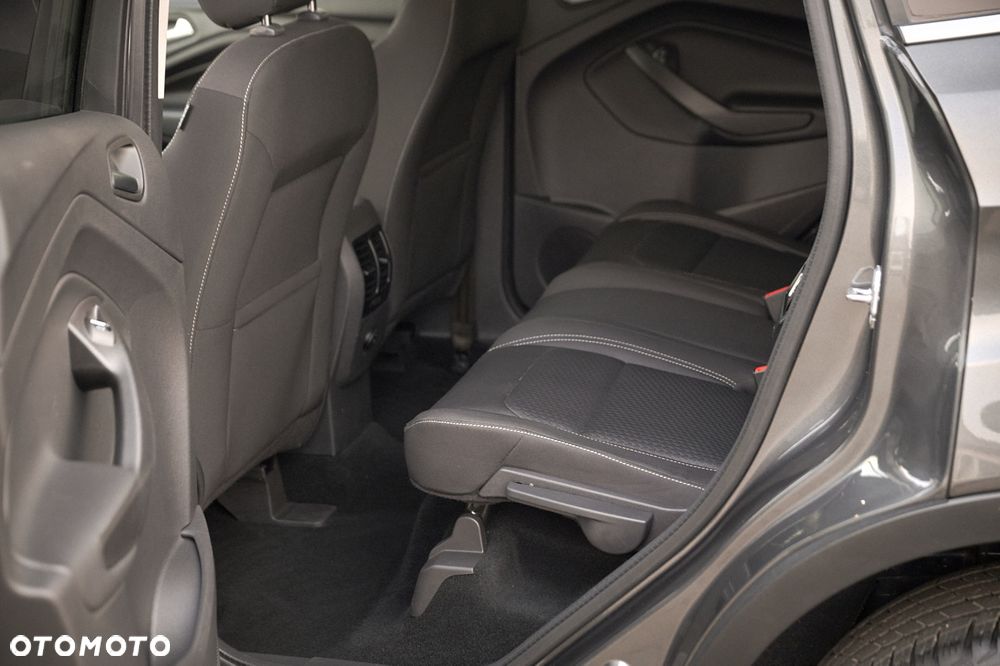 Ford Kuga 1.5 EcoBoost 2x4 Titanium - 20