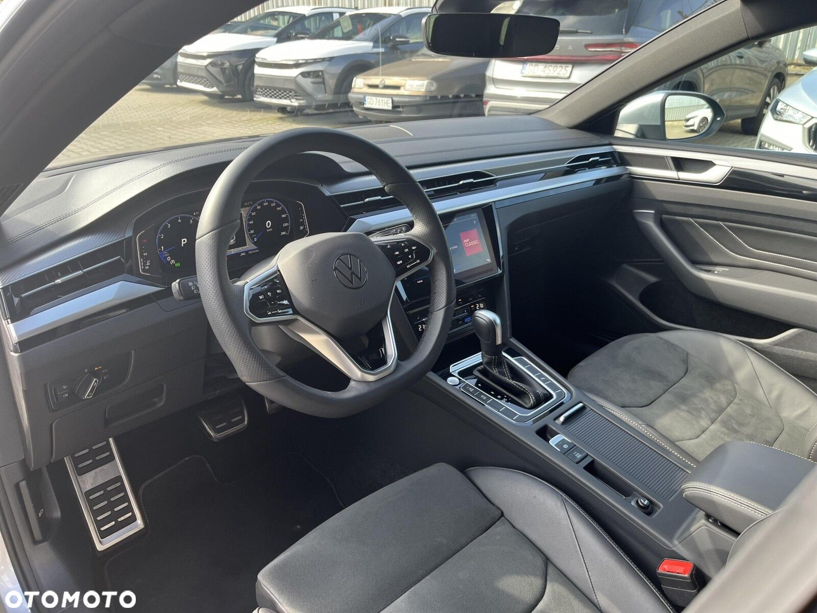 Volkswagen Arteon 2.0 TSI R-Line DSG - 9