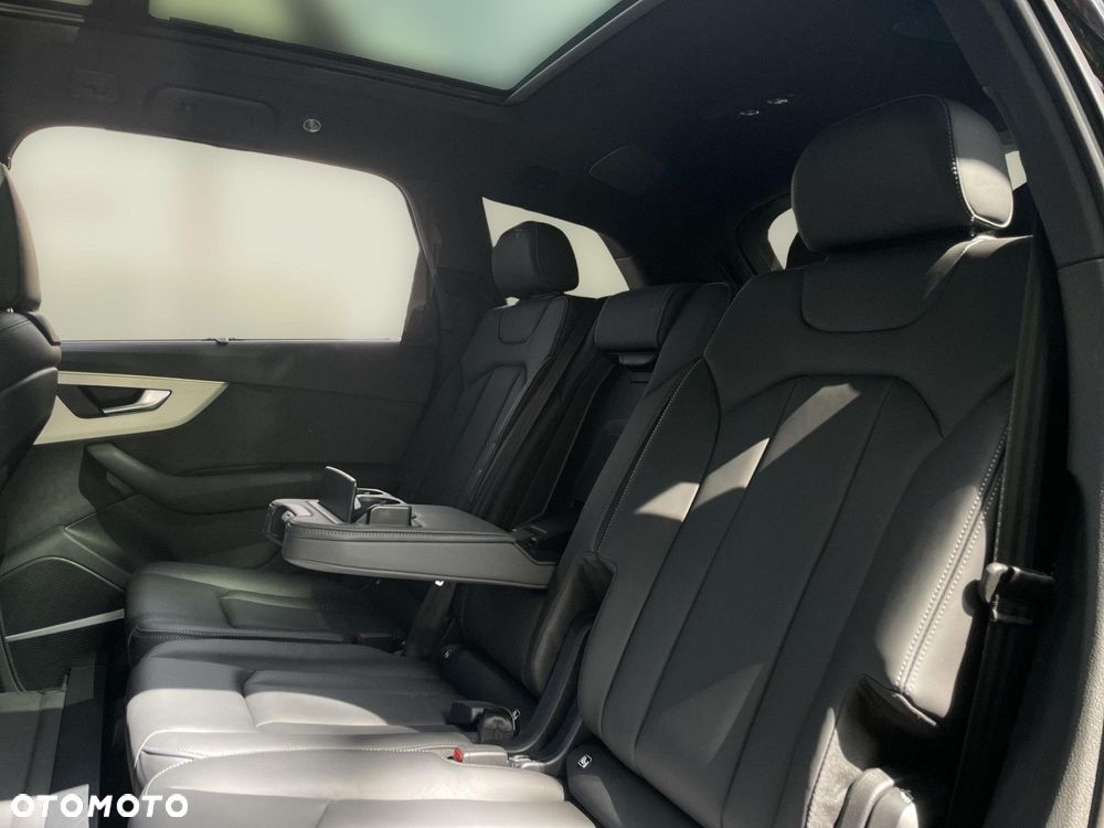 Audi Q7 - 28
