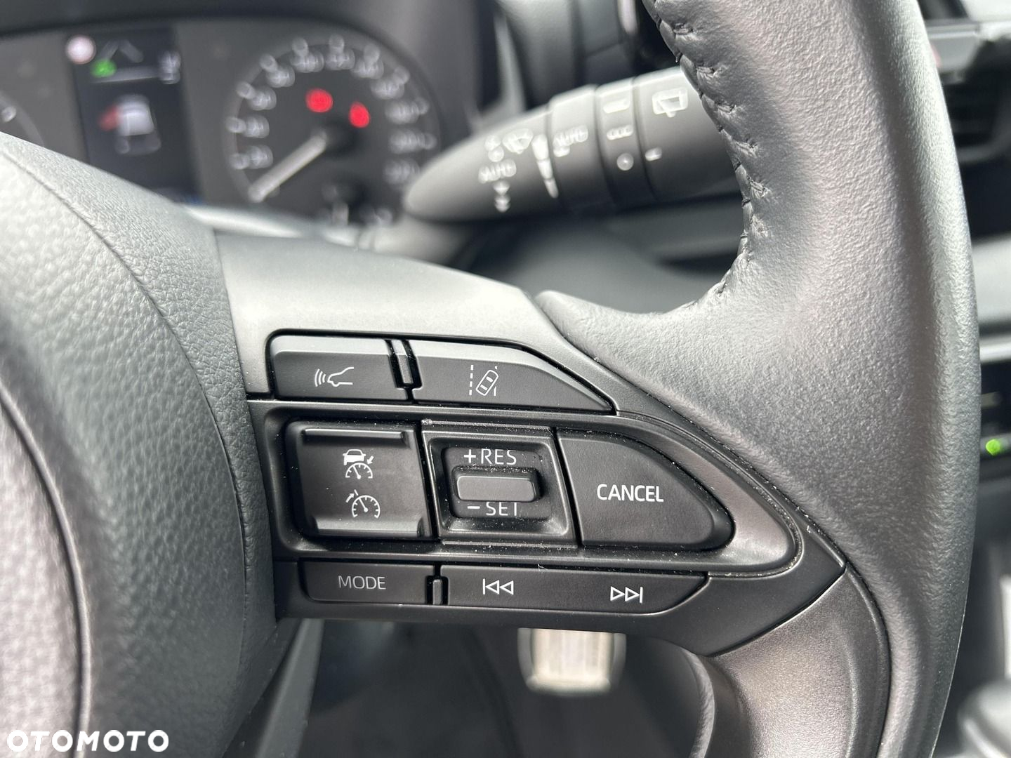 Toyota Yaris - 18