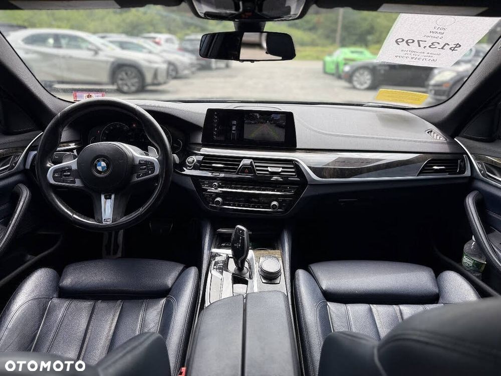 BMW Seria 5 530i xDrive M Sport Edition - 9