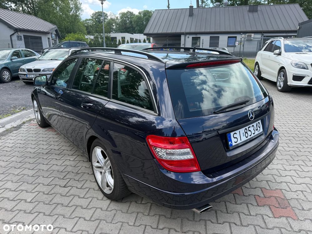 Mercedes-Benz Klasa C 220 CDI DPF Automatik Elegance - 3