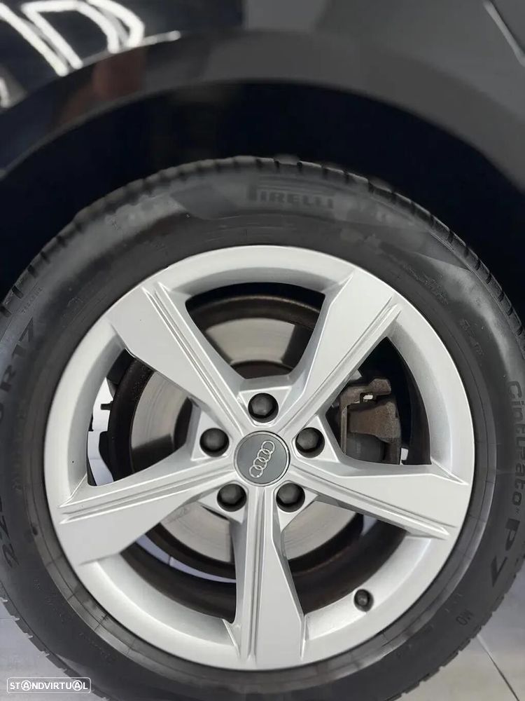 Audi A4 30 TDI Advanced S tronic - 32