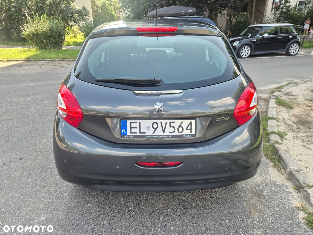 Peugeot 208 1.2 PureTech Allure - 6