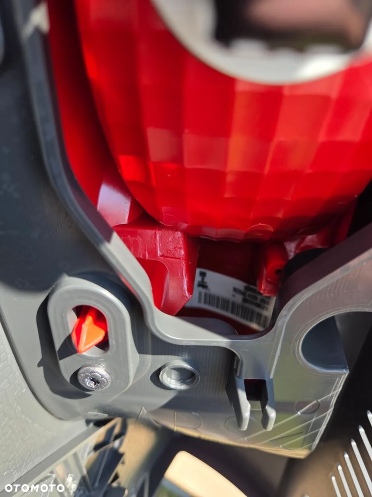 lampa prawa prawy tylna tył Opel Vivaro A Renault Trafic II Nissan Primastar I Lift 93857765 265A1-0127R 93857722 265A60118R - 10