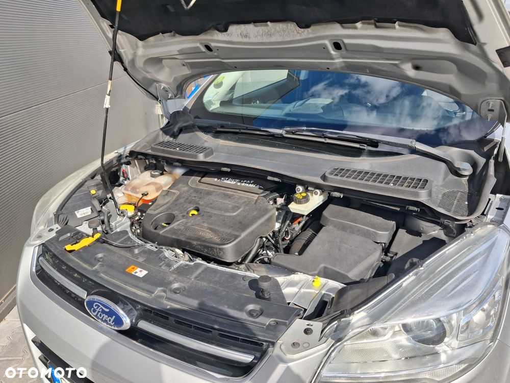 Ford Kuga 2.0 TDCi 4x4 Titanium - 22